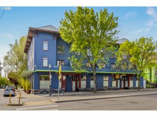 325 Ne GRAHAM St 8, Portland, OR 97212