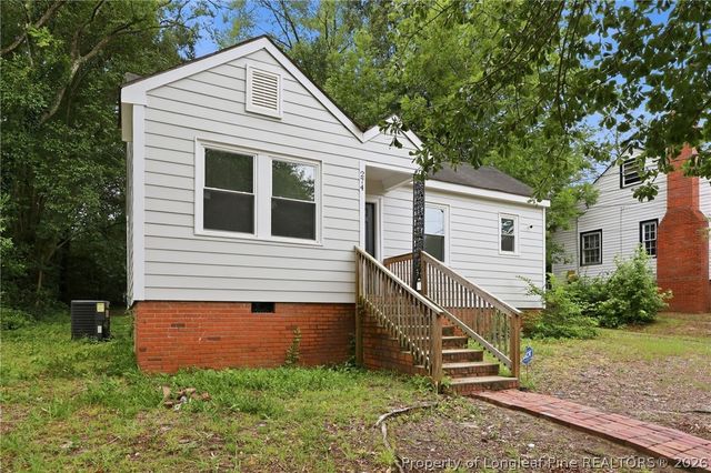 274 Windsor Drive, Fayetteville, NC 28301