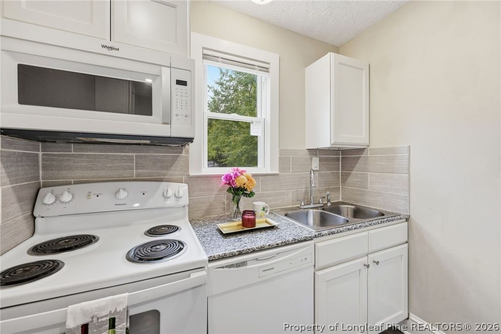 274 Windsor Drive, Fayetteville, NC 28301 — photo 21