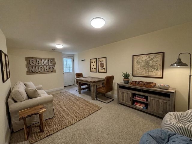 40 Ansonia Rd 40, Boston, MA 02132