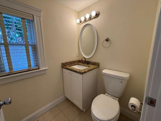 40 Ansonia Rd 40, Boston, MA 02132