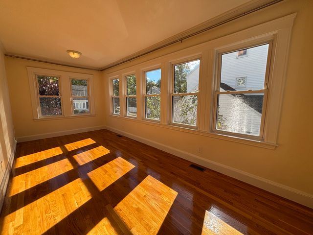 40 Ansonia Rd 40, Boston, MA 02132