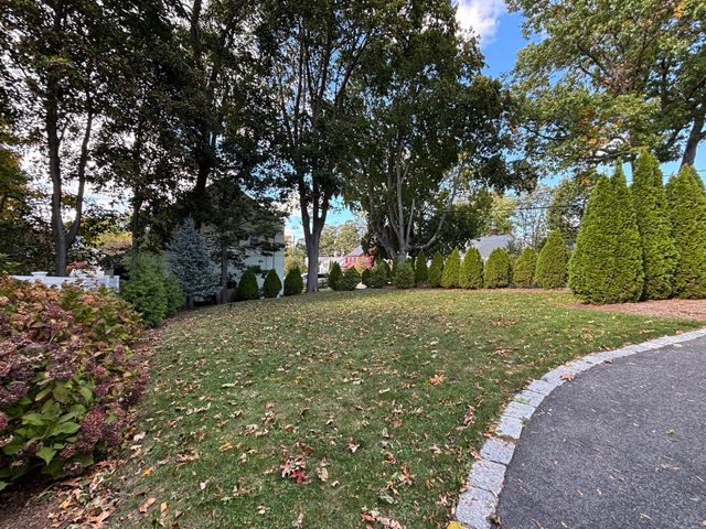 40 Ansonia Rd 40, Boston, MA 02132