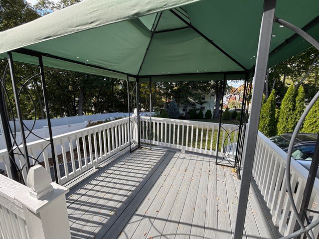40 Ansonia Rd 40, Boston, MA 02132