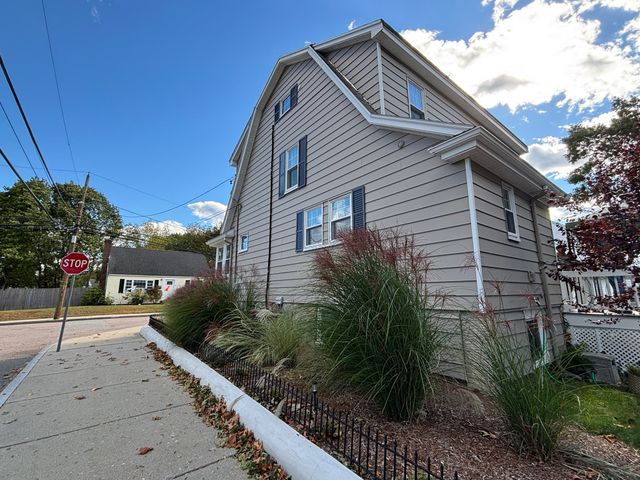 40 Ansonia Rd 40, Boston, MA 02132