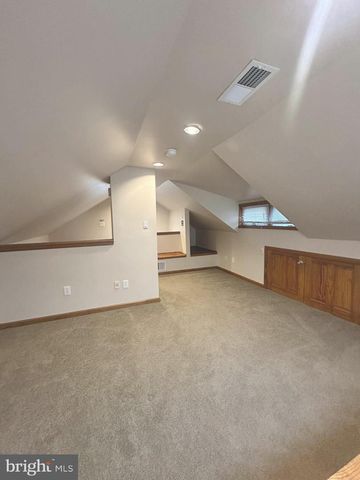 700 SCHILLER AVE, Hamilton, NJ 08610