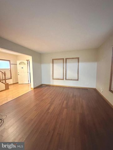 700 SCHILLER AVE, Hamilton, NJ 08610