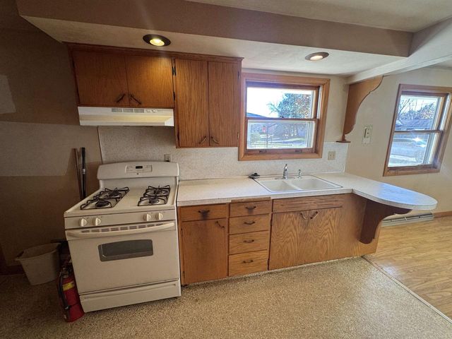 1309 WEST PEARL STREET, Stevens Point, WI 54481