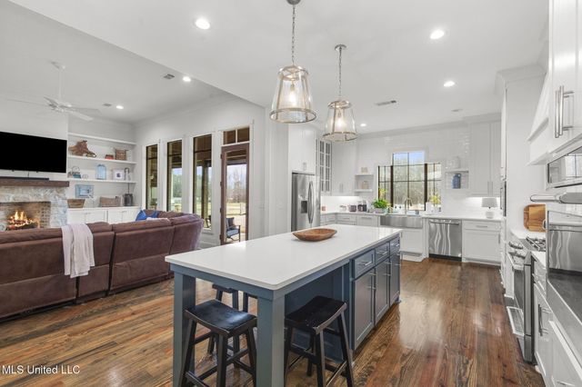 115 Crossview Place, Brandon, MS 39047