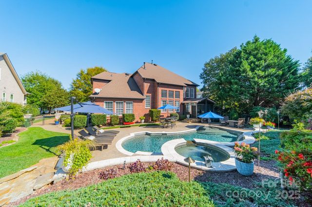 14719 Old Vermillion Drive, Huntersville, NC 28078