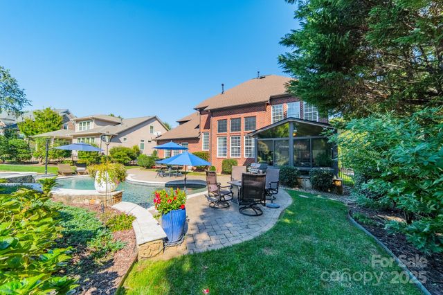 14719 Old Vermillion Drive, Huntersville, NC 28078