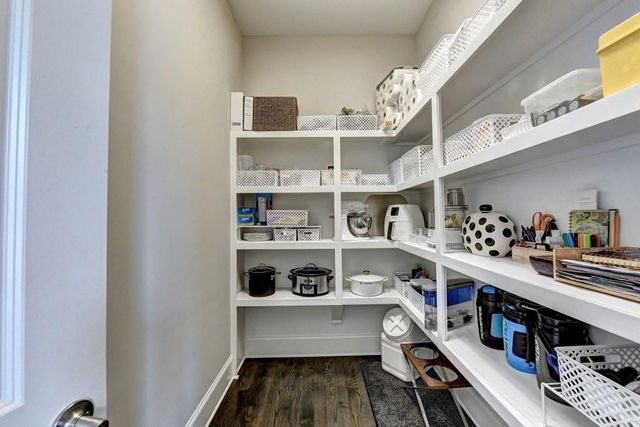 2367 Kesgrove Way, Buford, GA 30518