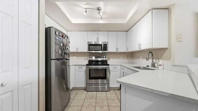 4159 N Haverhill Road 1304, West Palm Beach, FL 33417