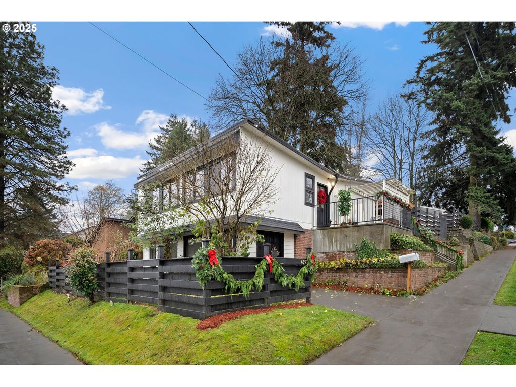 6920 Ne 27TH Ave, Portland, OR 97211