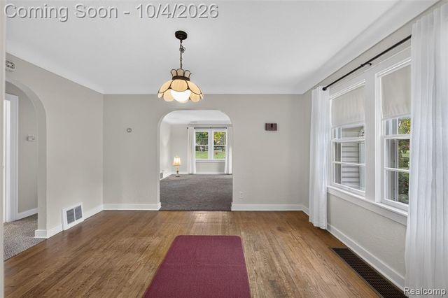 1421 Munson Street, Burton, MI 48509
