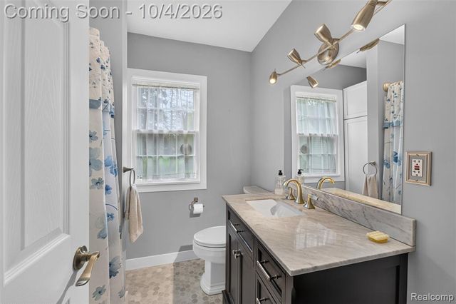 1421 Munson Street, Burton, MI 48509