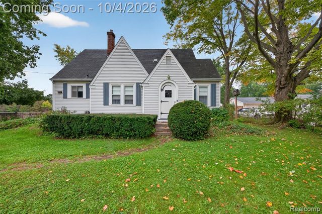 1421 Munson Street, Burton, MI 48509
