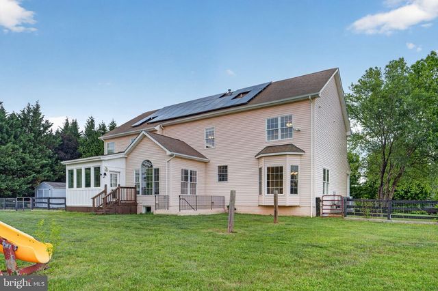 18616 FOGGY BOTTOM RD, Bluemont, VA 20135