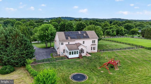 18616 FOGGY BOTTOM RD, Bluemont, VA 20135