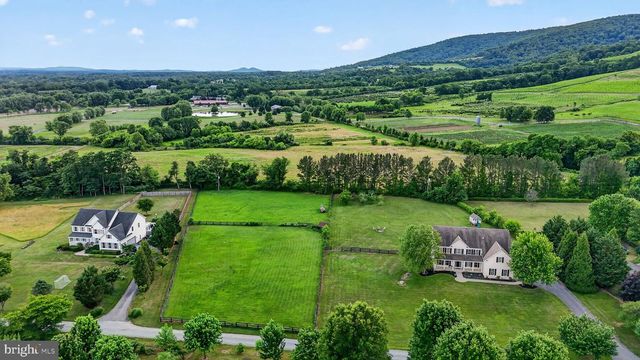 18616 FOGGY BOTTOM RD, Bluemont, VA 20135
