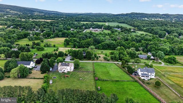 18616 FOGGY BOTTOM RD, Bluemont, VA 20135