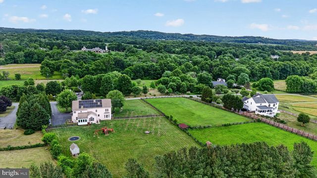 18616 FOGGY BOTTOM RD, Bluemont, VA 20135