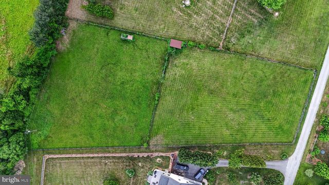 18616 FOGGY BOTTOM RD, Bluemont, VA 20135