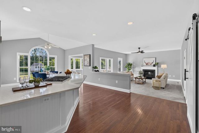 18616 FOGGY BOTTOM RD, Bluemont, VA 20135