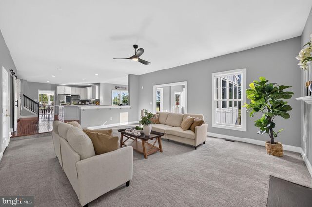 18616 FOGGY BOTTOM RD, Bluemont, VA 20135