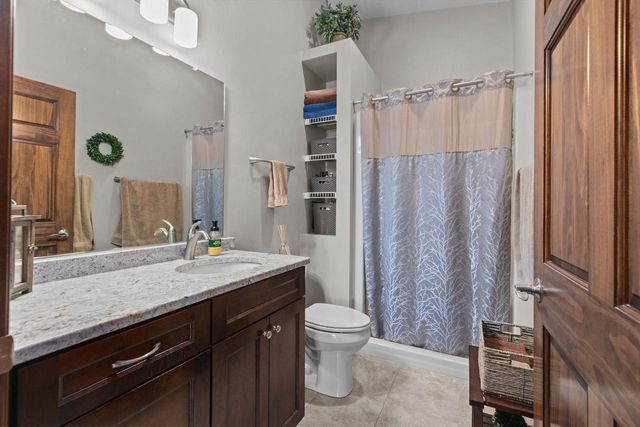 1054 W WILLIS WAY, Appleton, WI 54913