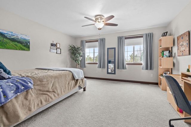 1054 W WILLIS WAY, Appleton, WI 54913