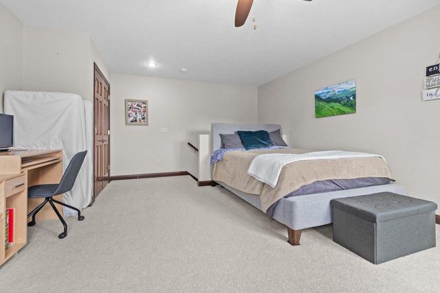 1054 W WILLIS WAY, Appleton, WI 54913