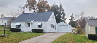 1715 Southeast Drive, South Bend, IN 46614
