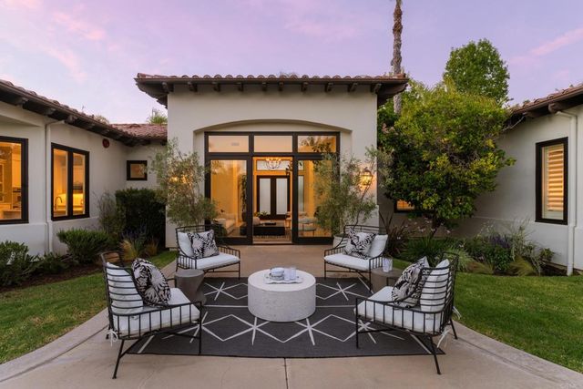 7825 Muirfield Way, Rancho Santa Fe, CA 92067