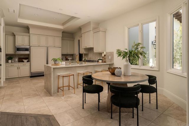 7825 Muirfield Way, Rancho Santa Fe, CA 92067