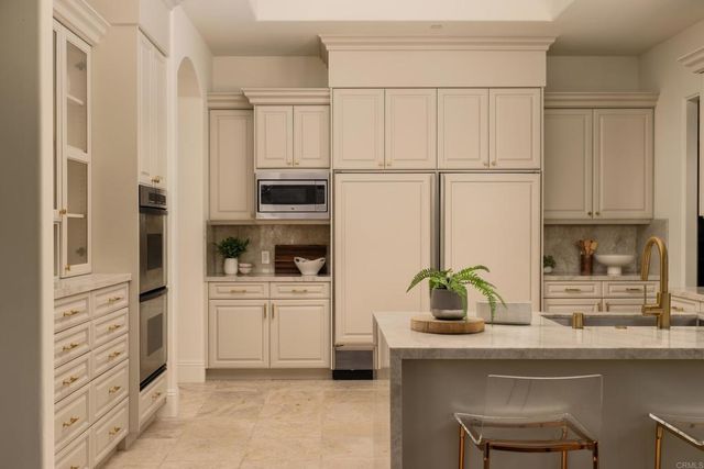 7825 Muirfield Way, Rancho Santa Fe, CA 92067