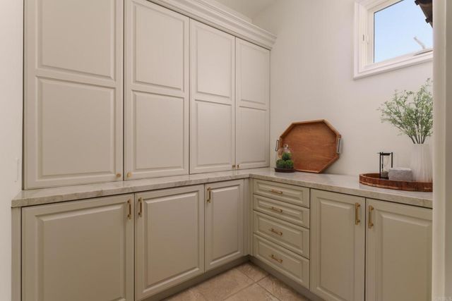 7825 Muirfield Way, Rancho Santa Fe, CA 92067
