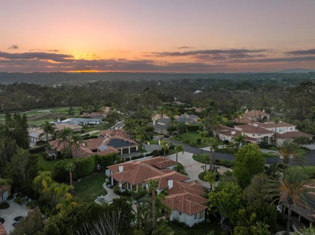 7825 Muirfield Way, Rancho Santa Fe, CA 92067