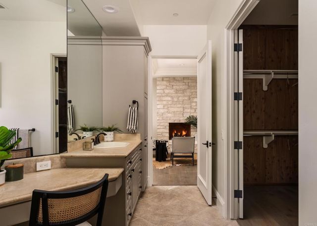 7825 Muirfield Way, Rancho Santa Fe, CA 92067