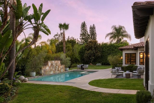 7825 Muirfield Way, Rancho Santa Fe, CA 92067