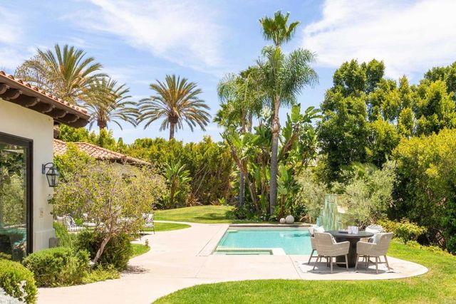 7825 Muirfield Way, Rancho Santa Fe, CA 92067