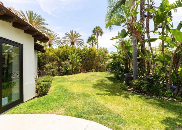 7825 Muirfield Way, Rancho Santa Fe, CA 92067