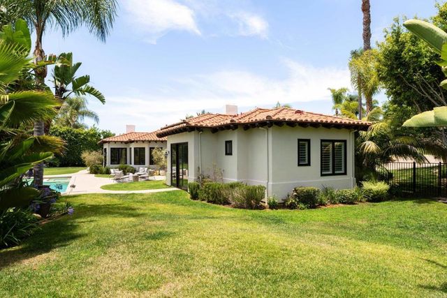 7825 Muirfield Way, Rancho Santa Fe, CA 92067