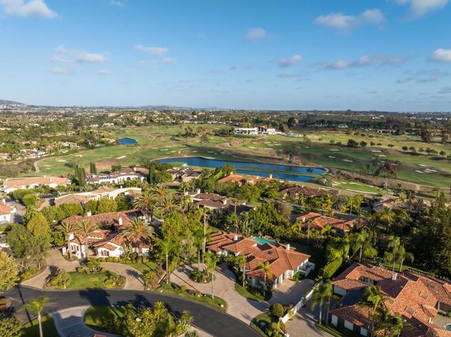 7825 Muirfield Way, Rancho Santa Fe, CA 92067