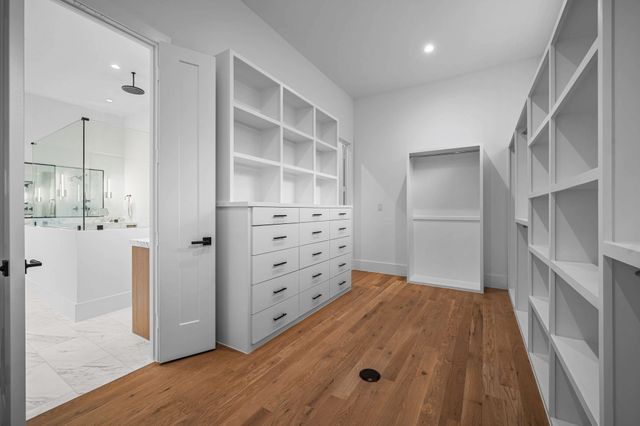 4801 W Hanover Avenue, Dallas, TX 75209