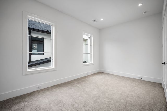 4801 W Hanover Avenue, Dallas, TX 75209
