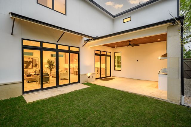 4801 W Hanover Avenue, Dallas, TX 75209