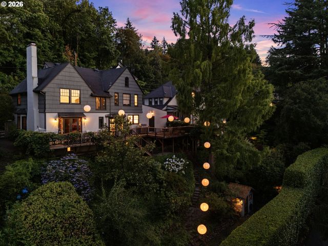 2939 Nw CORNELL Rd, Portland, OR 97210