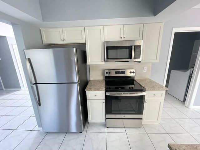 6623 Inwood, North Lauderdale, FL 33068