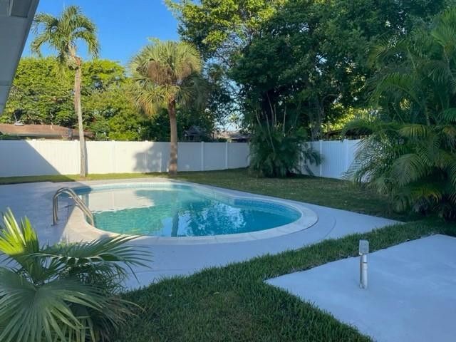 6623 Inwood, North Lauderdale, FL 33068